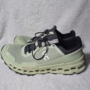 On Running Women's Green Running Shoes